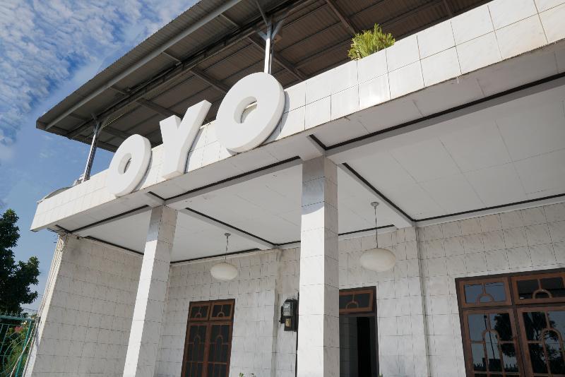 Oyo 679 Hotel Niaga Bengkulu Kültér fotó